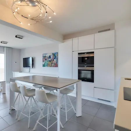 Апартаменты Lecomte Остенде