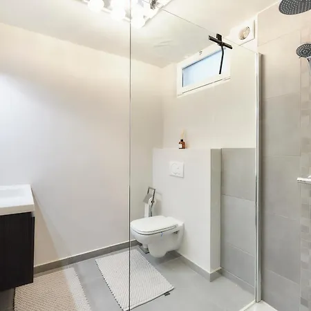 Lecomte * أوستيند